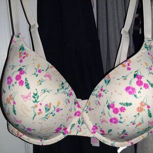 Vs pink t shirt bra